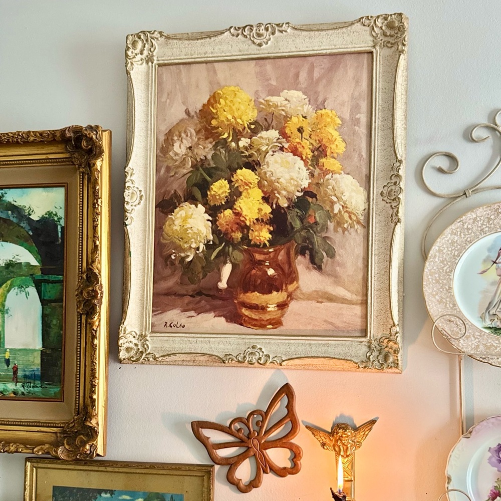 Original 1960’s Vintage Autumn Floral Oil Painting in Ornate Cream Frame